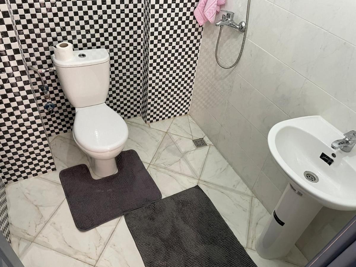 Lovely 10 Minutes From Downtown In Appartement *